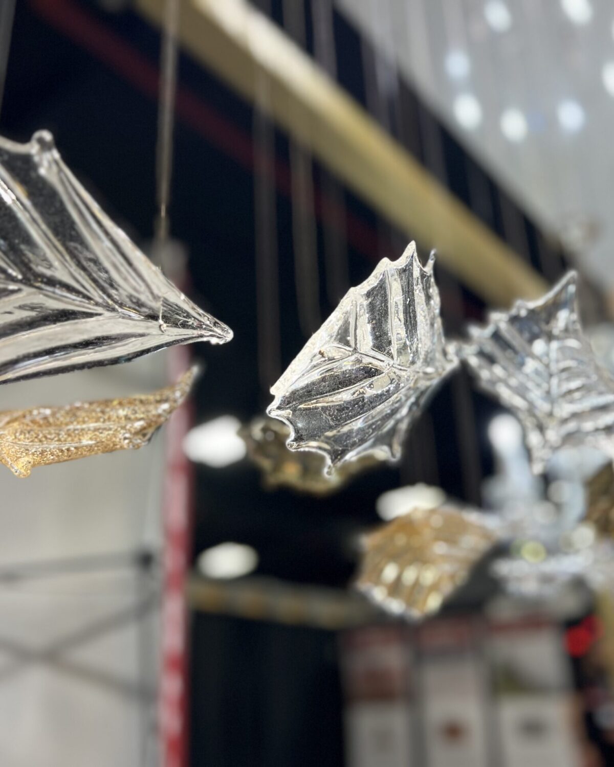 Holly leaf crystal